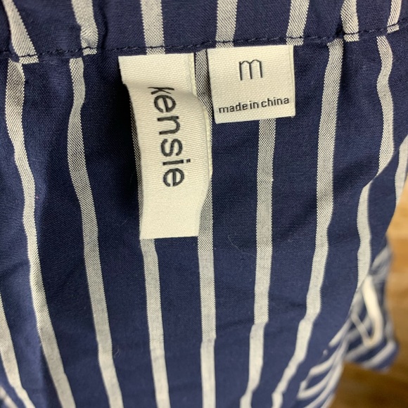 NWT Kensie | Navy Striped Oxford Of the Shoulder - Picture 5 of 7